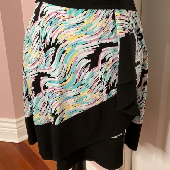 Max&Cleo Pastel Print faux wrap Dress. In Sz XS. - Picture 4 of 6